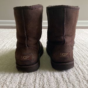 UGG Classic Short II Boot Chocolate